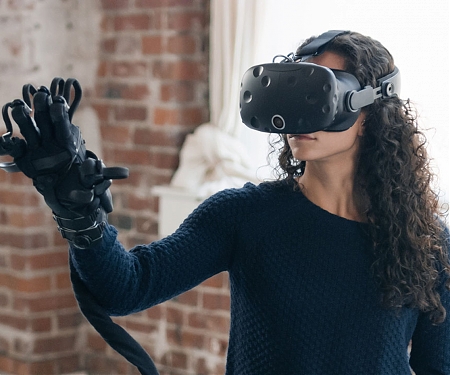 HaptX Inc Reveals New Haptic Glove for Virtual Reality