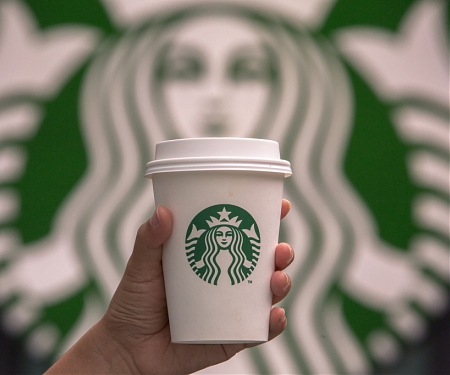 Starbucks Turns Snapchat Selfies Into Playfully Fun Ads to Promote Its New Loyalty Program