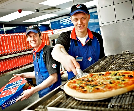 (Infographic) 7 Reasons Why Domino’s is Winning in India