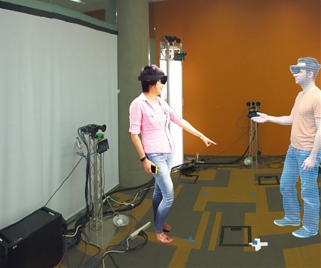 (Video) Microsoft's "Holoportation" Lets You Augment Someone Else's Reality