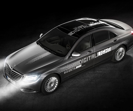 Mercedes Digital Headlights Project Street Signs and Markings Onto the Road Ahead