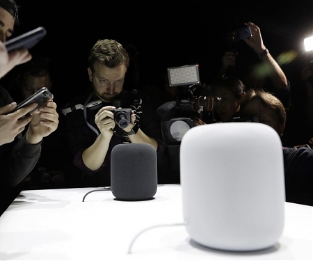 Apple HomePod : Smart Speaker With Hi-Fi Ambitions ?