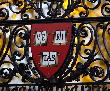 Giving to Colleges Rises to a Record, But at a Slower Pace