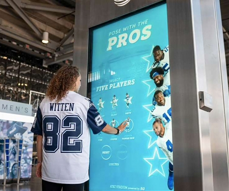 (Video) AT&T Stadium Brings The Game Closer with 5G and AR - ‘Pose With The Pros’