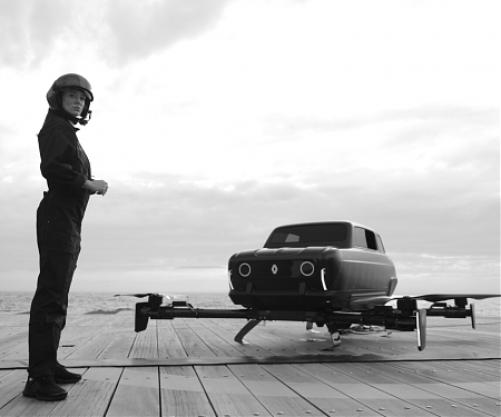 (Video) Renault Celebrates The Past with Futuristic Flying Concept
