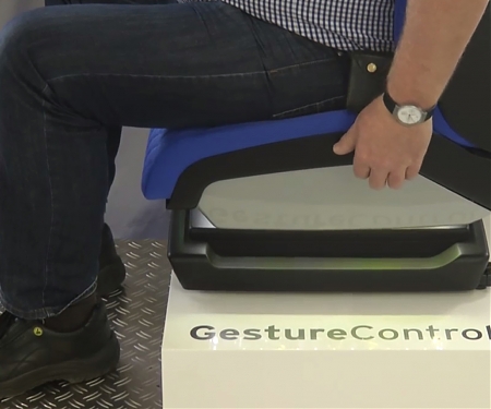 Smart Driver Seat That Responds to Gestures