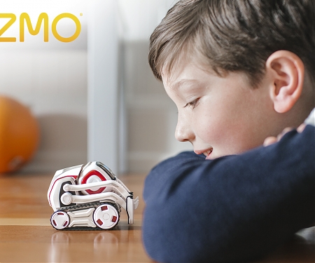 (Video) Cozmo Uses AI to Develop a Little Robot Personality