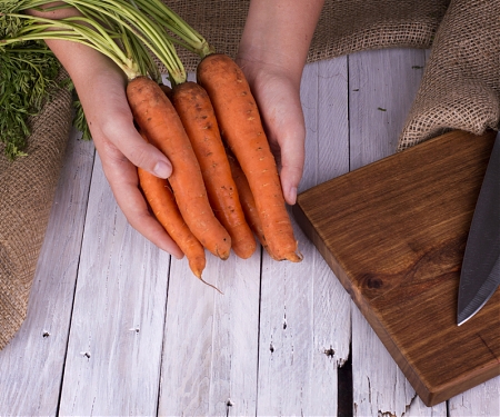 A Delivery Service Saves Veggies Deemed Too Ugly for Supermarkets