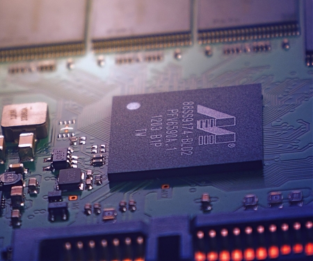 An Artificial Synapse Could Make Brain-on-a-Chip Hardware a Reality