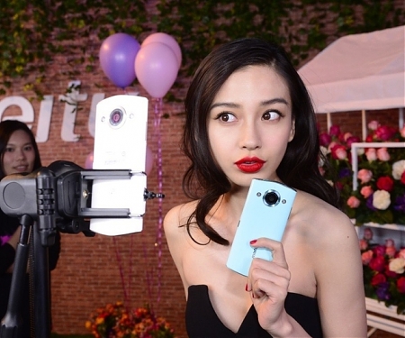 Across The Globe, A Golden Year for China’s Smartphone Brands