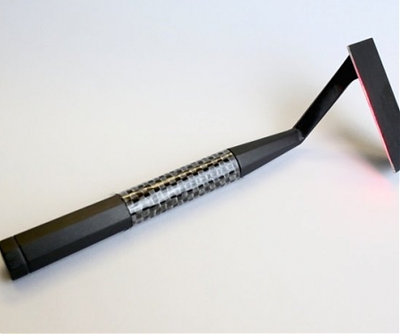 (Video) Forget Blades, The Skarp Laser Razor Wants You to Shave with Lasers