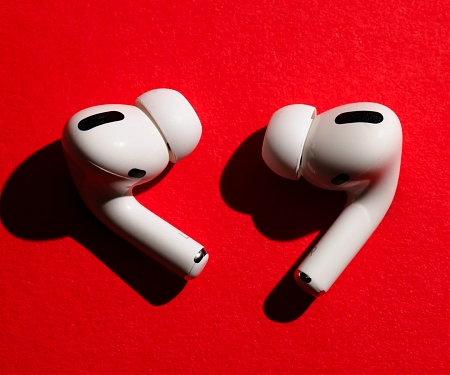 Apple's AirPods Had a Breakout Year in 2019
