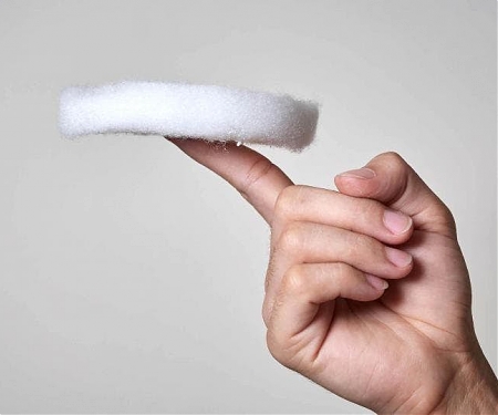 World-First Aerogel is Made from Plastic Bottles, and has Many Potential Uses