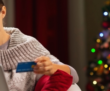 (PDF) US Shoppers are Trimming Their Budgets for the Most-Requested Holiday Gift