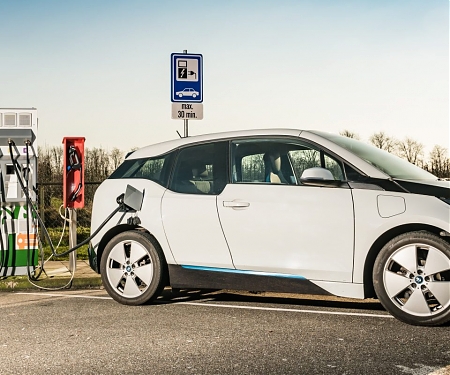 Oil Companies and Utilities are Buying Up All the Electric Car Charging Startups