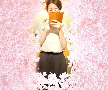 (Video) TeamLab Transforms L’Occitane Shinjuku Into Immersive Digital Beauty Space