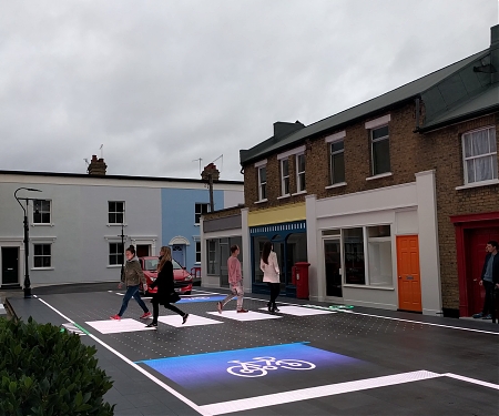 (Video) Interactive Pedestrian Crossing Provides Alerts for Drivers - Starling Crossing