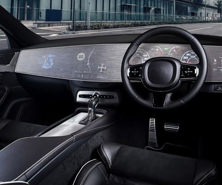 Kenma's ‘Metalface’ is The Ultimate Metallic Resin That Transmits Light and Radio Waves