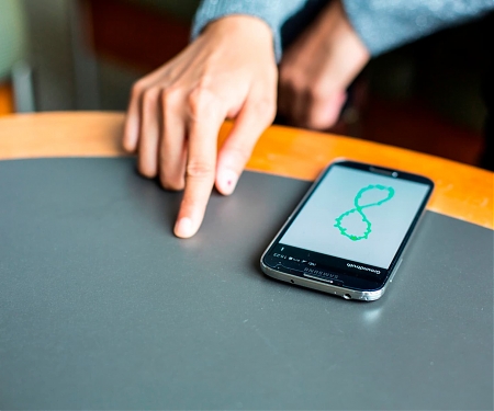 (Video) Mobile Sonar Tech Moves Fingers Off The Screen - FingerIO