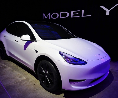 Reliability Problems Plague Newer Electric Cars, Consumer Reports' Latest Survey Shows