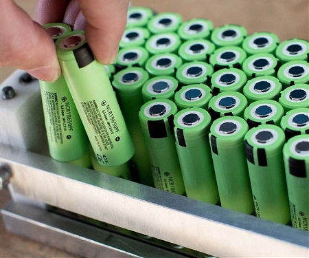 Big Utility Sees Pathway to $10 Oil