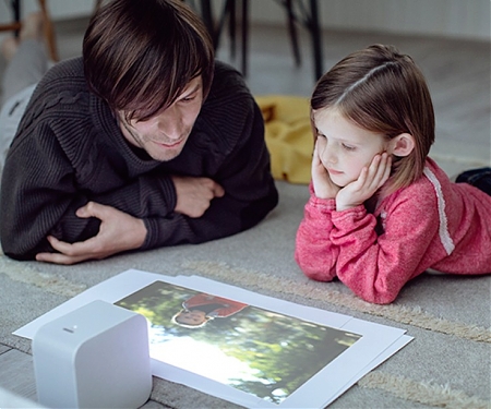 (Video) Sony’s Ultra-Short Throw Mobile Projector Makes Everything a Display