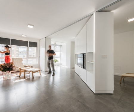 (Video) House of Moving Walls