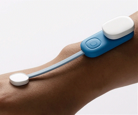 This Wearable Gadget Measures Skin Oxygen Levels  to Detect Early Signs of Illness