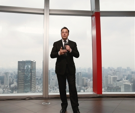 (Infographic) 8 CEOs Who Amassed a Fortune Before Age 30