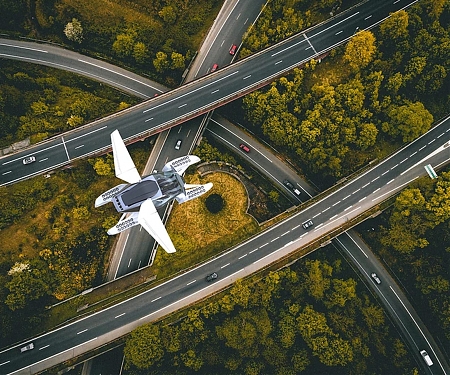 Project Formula : Russian Hoverbike Creators Take Aim at VTOL Flying Car