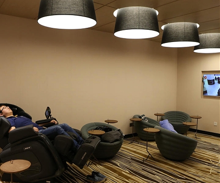 "Husband Nursery" Relaxation Room for Reluctant Male Shoppers in Shanghai