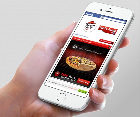 Americans Love Ordering Pizza on Facebook