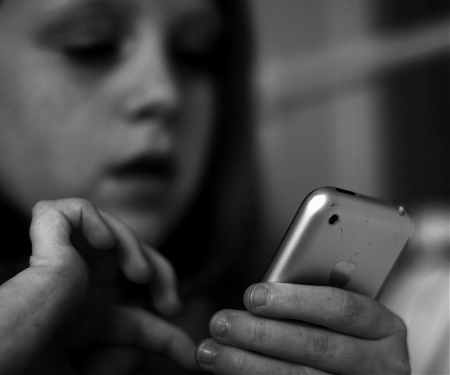 Next Level Parenting : An Algorithm Knows When Your Kid Is Using Your Phone