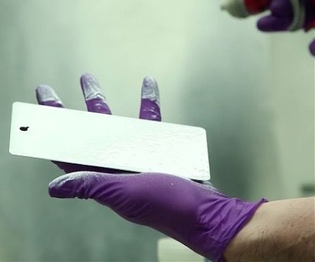 (Video) Glass Paint That Can Keep Structures Cool