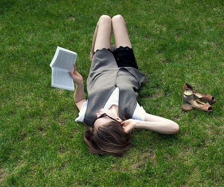 Rich Kids Study English
