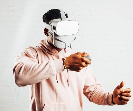 Feelreal Multi-Sensory VR Mask Lets You Smell the Virtual Roses