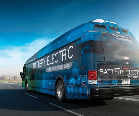 Proterra's Electric Bus Can Travel 350 Miles Before Recharging