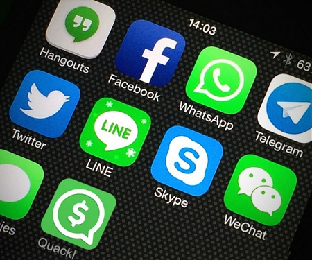 How Facebook Dominates Online Communication