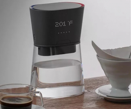 CES 2019 : This Kettle Heats Water as You Pour It - HeatWorks