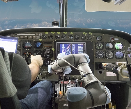 (Video) Robotic ALIAS Puts Cessna Caravan Through Basic Maneuvers