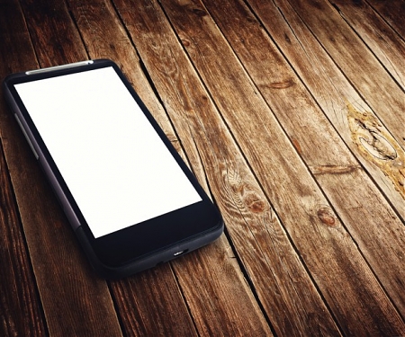 (PDF) Microsoft Researchers Use Light Beams to Charge Smartphones