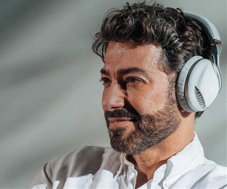 IRIS Flow Headphones Uses Algorithms For Ultimate Listening Experience