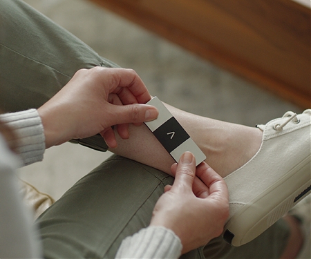 AliveCor Introduces World’s First 6-Lead Consumer ECG, the KardiaMobile 6L