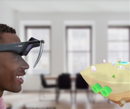 (Video) The World’s First Phone-Based AR Headset - Mira Prism