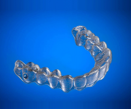 Designer 3D Prints Their Own Plastic Braces to Fix Their Teeth
