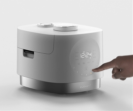 This Modern Korean Rice Cooker's Touch Control Panel is Also a Clock