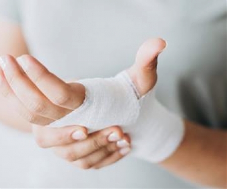 Groundbreaking Israeli Medical Device Treats Burns Without Ever Touching The Patient - Nanomedic