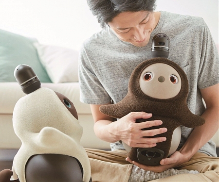 (Video) Japan’s Latest Home Robot Isn’t Useful, It’s Designed to be Loved - Lovot