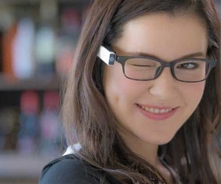 (Video) Blink Controlled Camera Provides Recipe for Awkward Moments - blincam