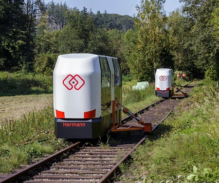 (Video) Self-Balancing Commuter Pods May Find Use on Disused German Railways